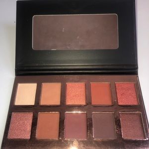 Crown Pro Eyeshadow Palette